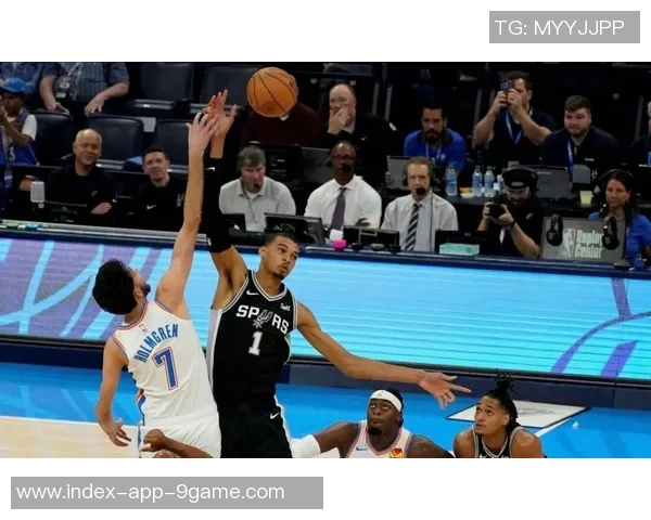 小哈达威状态火热却难救主13投8中三分7中7空砍23分2板1助