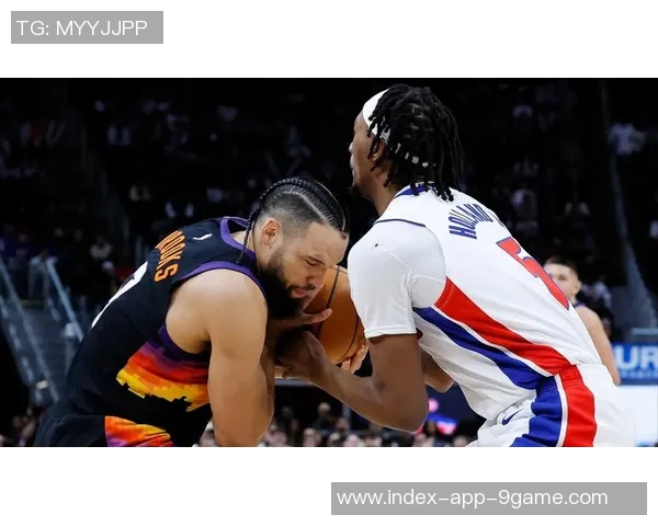 五人聚餐引发冲突狄龙捣乱被杰明推飞太奶险遭波及