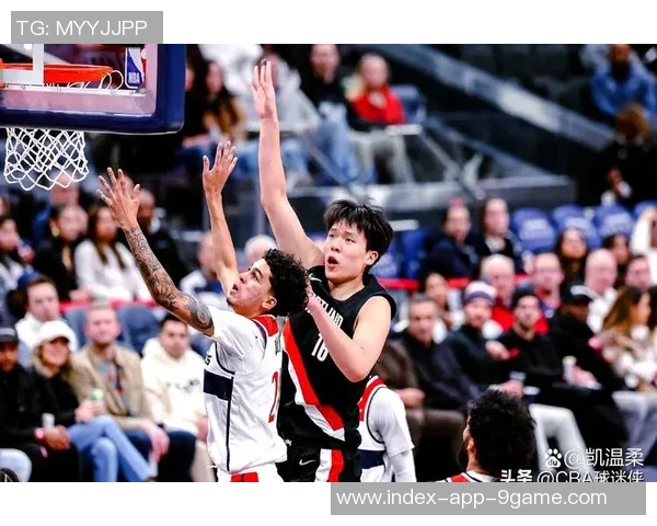 杨瀚森华丽脚步单打雷霆中锋可惜抛投失误令人扼腕叹息